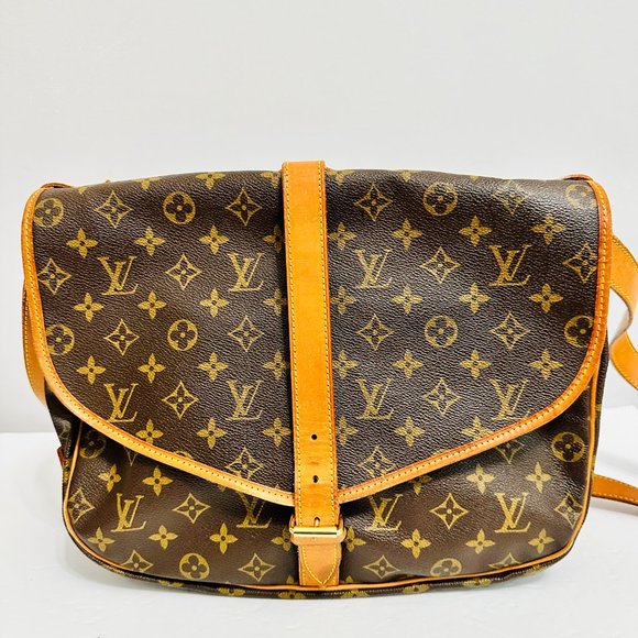 AUTHENTIC LOUIS VUITTON MONOGRAM SAUMUR 35 MADE IN FRANCE AR1924 - Picture 5 of 16